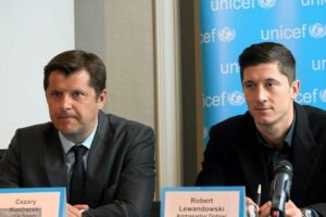 Những siêu cò quyền lực nhất của làng bóng đá thế giới