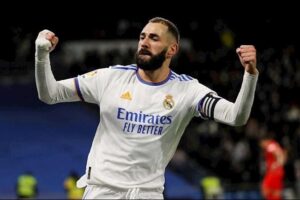 Choáng váng với phong độ của hiện tại Karim Benzema