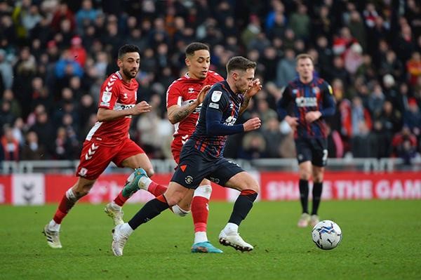 Soi kèo Luton vs Middlesbrough 02h00 25/04 - Hạng Nhất Anh