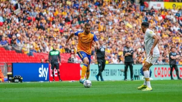 Soi kèo Mansfield vs Port Vale 02h45 1/11 - Cúp liên đoàn