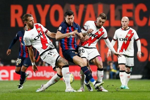 Soi kèo Rayo vs Barcelona lúc 20h00 ngày 25/11 - La Liga
