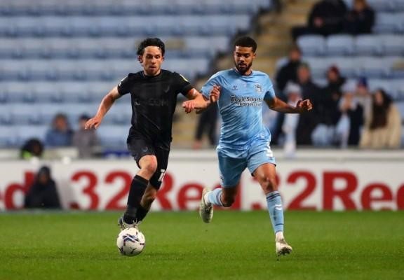 Soi kèo Coventry vs Hull City lúc 01h45 25/4 - Hạng Nhất Anh