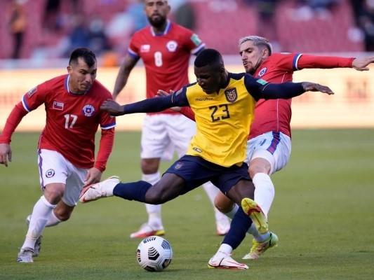 Soi kèo Chile vs Ecuador lúc 07h00 ngày 26/3 - VL World Cup